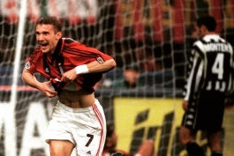 به عشق یوونتوسیا این عکسو میزارم :)))))