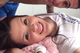 جدیدترین عکس خانوادگی کریستین تیو