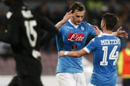 ناپولی 6-0 بولونیا؛ پیام شاگردان ساری برای یووه: تعقیب ادامه دارد!