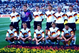 30 تصویر به مناسبت بیست و پنجمین سالروز قهرمانی آلمان در جام جهانی 1990