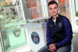 قرارداد الک ژرژن تمدید شد