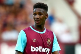 منچستر یونایتد خواهان جذب آکسفورد