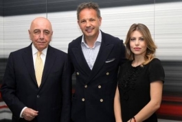 عکس روز: میهایلوویچ در کنار گالیانی و باربرا برلوسکونی