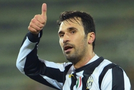 آرسنال آماده ارائه پیشنهادی 12 میلیون یورویی برای جذب ووچینیچ