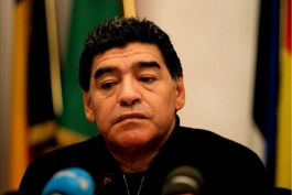 مارادونا: اگر برزیل دونگا را دوباره سرمربی کرد، چرا آرژانتین از من درخواست نکرد؟