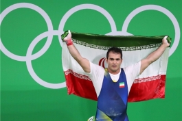 مرادی: آرزویم این است که وزنه‌برداری ایران 3 طلا در المپیک بگیرد؛ ثابت کردم همیشه فرصت برای جبران هست
