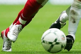 نفت مسجدسلیمان 0 - 1 پدیده مشهد؛ پایان نیمه اول