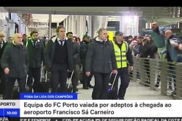 عصبانیت هواداران پورتو از بازیکنان تیم در فرودگاه (عکس)