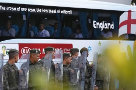درخواست تیم های بریتانیایی و ایرلند برای اردو زدن بیرون از فرانسه در جریان یورو رد شد 