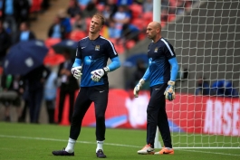 مانوئل پیگرینی: برای اجرای سیستم چرخشی میان دروازه بان ها، منتظر اشتباه هارت نخواهم ماند