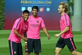 آخرین جلسه تمرینی بارسلونا قبل از سفر به مادرید