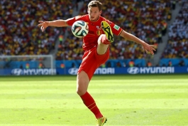 فرتونگن: می خواهم در تاتنهام بمانم