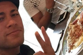 نیمار قبل از الکلاسیکو غذا چه خورد !