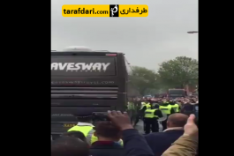 ویدیو؛ حمله هواداران وست هم به اتوبوس منچستر یونایتد