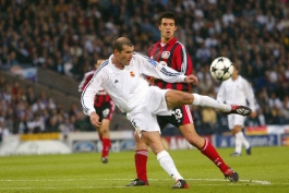 ویدیو؛ بازی های ماندگار - رئال مادرید 2 - 1 بایر لورکوزن (فینال لیگ قهرمانان فصل 2001/02)