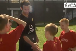 ویدیو؛ زمانی که گیگز به ولبک آموزش فوتبال می داد