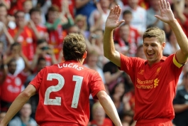 lucas leiva - gerrard - liverpool - لیورپول