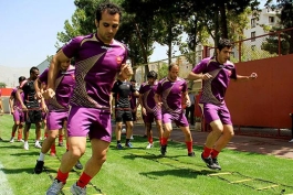 پرسپولیسی‌ها صبح به تهران رسیدند/پیگیری تمرین از عصر امروز