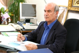 افشارزاده از سمت خود استعفا نمی دهد