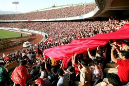ابن قاسم: پرسپولیس بداند که با صدرنشین لیگ بازی دارد
