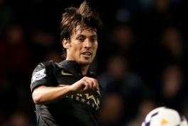 داوید سیلوا یک ماه دور از میادین