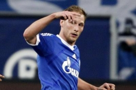 غيبت دو ستاره شالكه در بازي با بايرلوركوزن