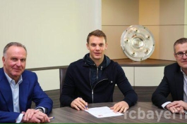 رسمی؛ مانوئل نویر قرارداد خود را با بایرن مونیخ تمدید کرد