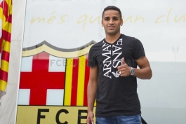 گزارش تصویری: داگالاس پریرا، در تست های پزشکی باشگاه بارسلونا