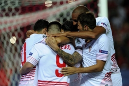 سویا 3-0 مونشن گلادباخ؛ عملکرد بی نقص یاران امری 