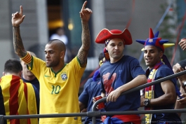 فوری: دعوت شدن آلوز به جای دنیلو مصدوم به اردوی تیم ملی برزیل 