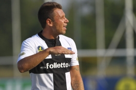 روبرتو دونادونی: کاسانو جایی نمی رود