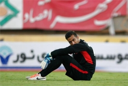 اگه این نفهم نبود الآن صعود کرده بودیم :)