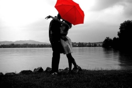 دوستان عاشق بیایین تو ..