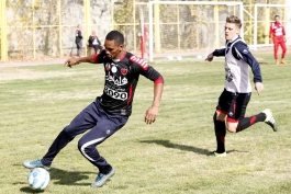 سفر بنسون به هندوراس منوط به حضورش در لیست تیم ملی 