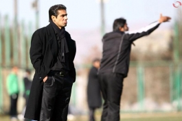  پیروانی: قشنگ نیست حسینی با این همه سابقه از کشور خارج نشود 