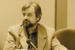 صدر: انتشار مبلغ قراردادها کار عجیبی بوده و ترکیب ژورنالیستی پیدا کرده است