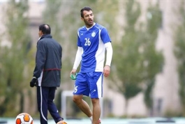 مدافع استقلال نیم فصل راهی تبریز می‌شود