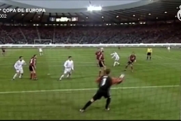 ویدئو؛ فینال لیگ قهرمانان اروپا فصل 2001/02 ( رئال مادرید 2 - 1 بایرلورکوزن )