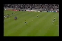 گل روبرتو کارلوس به فرانسه (ضربه آزاد در مقابل فرانسه یکی از بهترین گل های تاریخ فوتبال)
