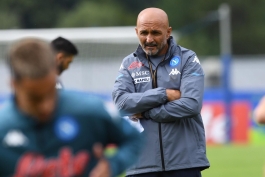 سرمربی ناپولی