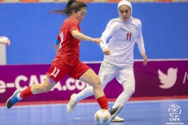 پیروزی دختران ایران برابر تیم فوتسال قرقیزستان به روایت تصویر