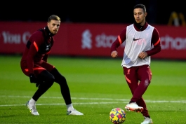 تیاگو آلکانتارا / جوردن هندرسون در تمرینات لیورپول