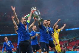 لئوناردو بونوچی و جورجو کیه لینی / قهرمانی ایتالیا در یورو 2020