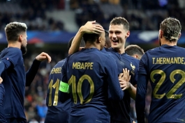 شادی گل بازیکنان فرانسه در بازی برابر اسکاتلند