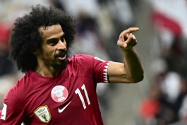 اکرم عفیف زننده اولین گل جام ملت‌های آسیا 2023 در بازی مقابل لبنان