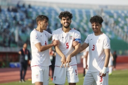 بازی کردن مدافع ایرانی در قطر