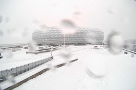 استادیوم آلیانتس آرنا پوشیده از برف