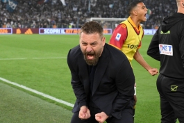 سرمربی رم
