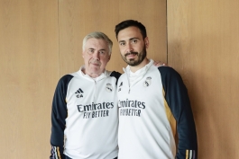 داویده آنچلوتی در کنار کارلو آنچلوتی