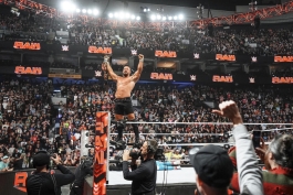 بران بریکر، ستاره کشتی کج و برند راو WWE
